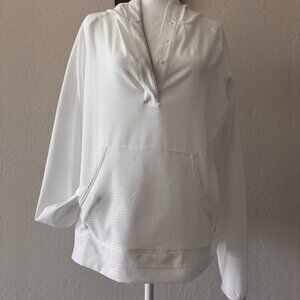 Mountain Hardwear Light/Thin White Hooded Top